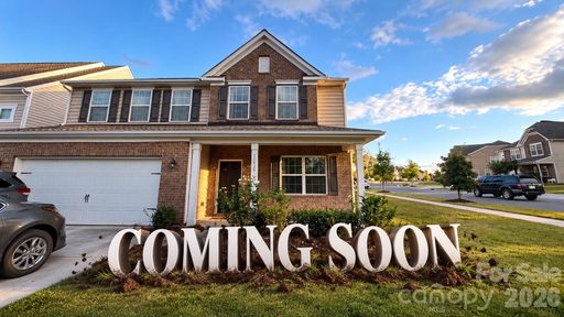 13529 Napoleon Drive active home in Chateau, Charlotte, NC