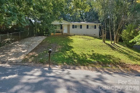 301 Edgegreen Drive active home in Springfield, Charlotte, NC