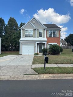 1217 Stourbridge Lion Drive active home in Newell Crossing, Charlotte, NC