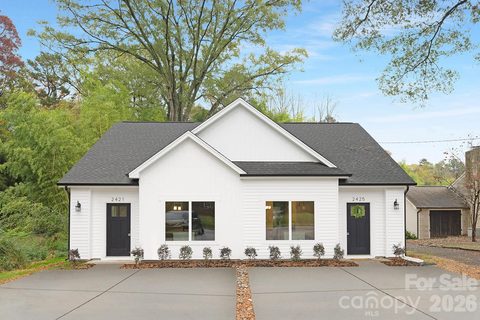 2425 Toddville Road active townhome in Todddville, Charlotte, NC
