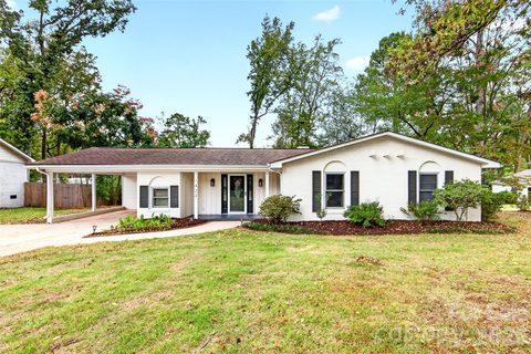 Homes in McClintock Woods, Charlotte