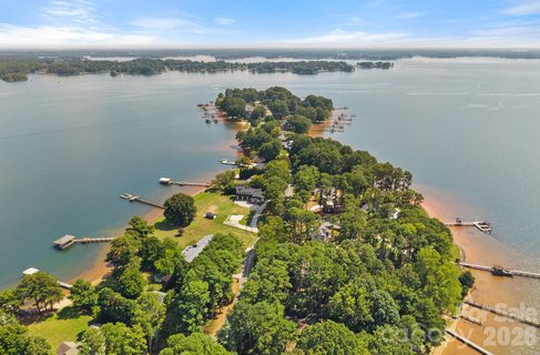 Isle Of Pines, Mooresville