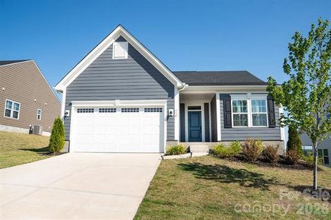912 Bernstein Avenue active home in Berkeley, Spartanburg, SC