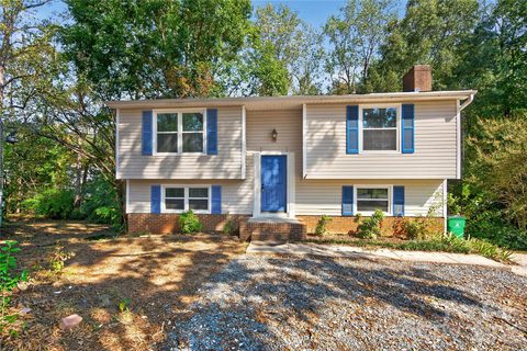 Homes in Wildwood, Charlotte