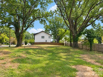 4420 Castleton Road active lot in Cotswold, Charlotte, NC