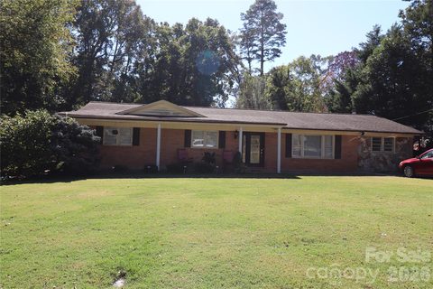 Homes in Springdale, Gastonia