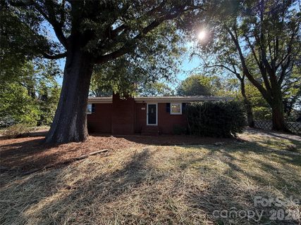 5525 Bertie Avenue active home in Midway Pines, Salisbury, NC