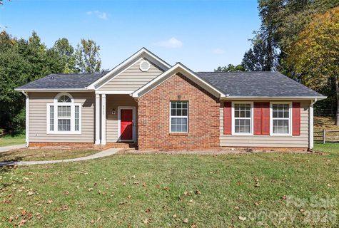 5929 Old Meadow Road active home in Timber Creek, Charlotte, NC