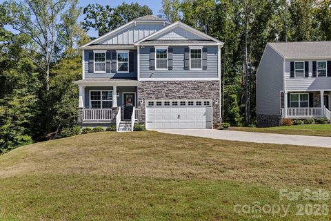 3741 Stanley Creek Drive active home in Azalea Ridge, Mount Holly, NC