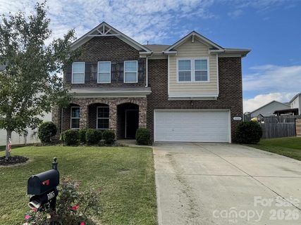6065 Durango Way active home in Villages Of Denver, Denver, NC