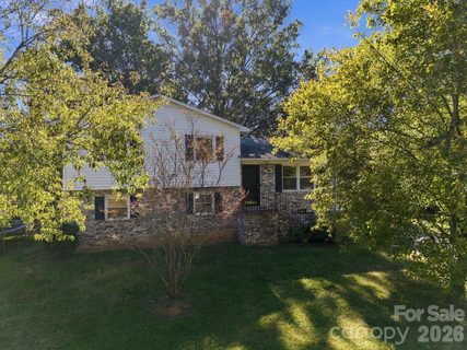 1530 Kingston Drive active home in Beaumont Park, Kannapolis, NC
