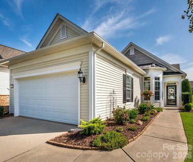 16264 Raven Crest Drive active home in Sun City Carolina Lakes, Indian Land, SC