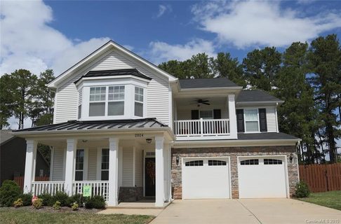 2024 Middleton Farm Drive sold home in South Point, Belmont, NC
