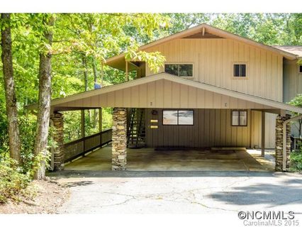6 Cedarbrook Drive sold condo in Cedarbrook, Laurel Park, NC