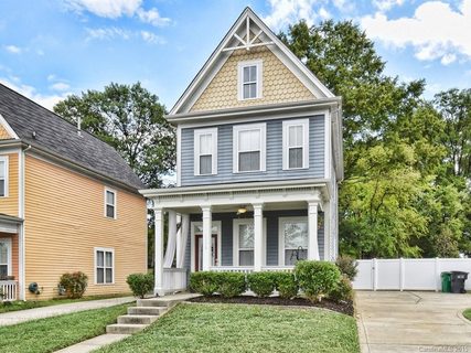 1130 Rising Oak Drive