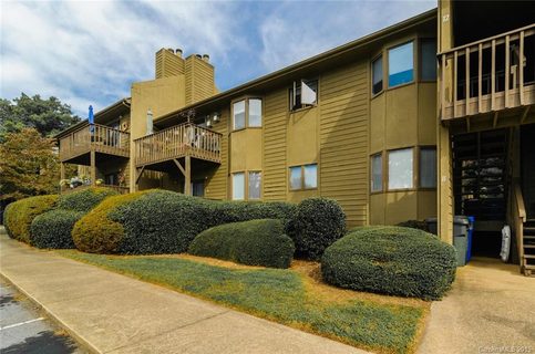 201 Racquet Club Road 11 sold condo in Courtside Condos, Asheville, NC
