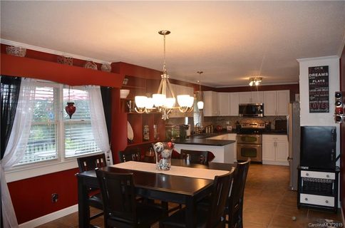 8733 Larchmont Circle L12
