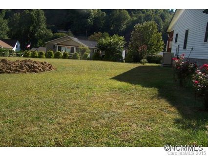 Lot 27 Pasco Loop sold home in Fox Run Meadows, Waynesville, NC