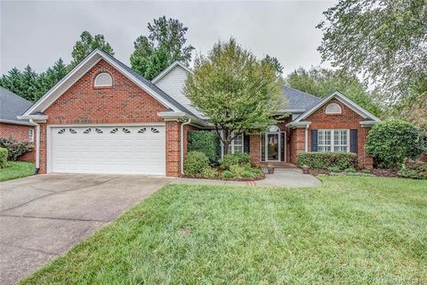 2125 Water Oak Lane sold home in Waterford Place, Gastonia, NC