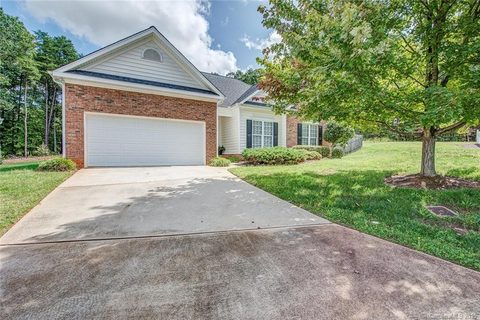 1636 Brookhaven Drive sold home in Riverwood, Gastonia, NC