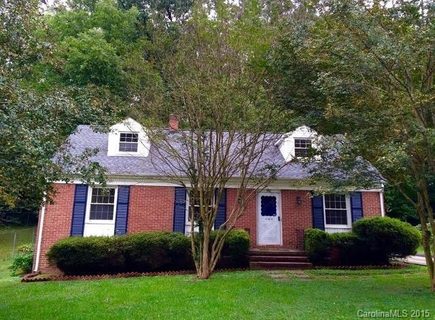 1916 Elmwood Drive