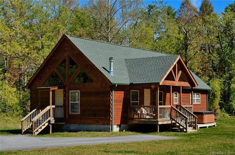 207 Oscelake Way sold home in Leonis Mountain Lake Homes, Hendersonville, NC