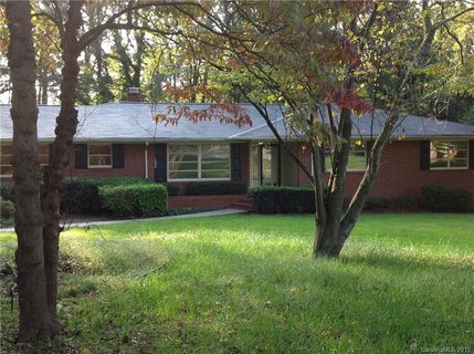 2546 Cloister Drive sold home in Cloisters, Charlotte, NC
