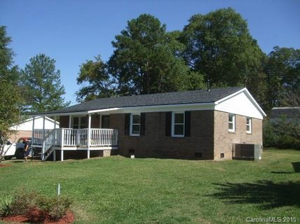 325 Briarwood Drive L 8