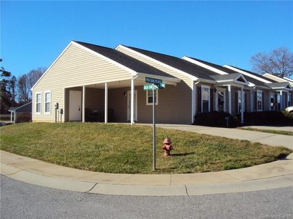 2032 Pin Oak Place 4