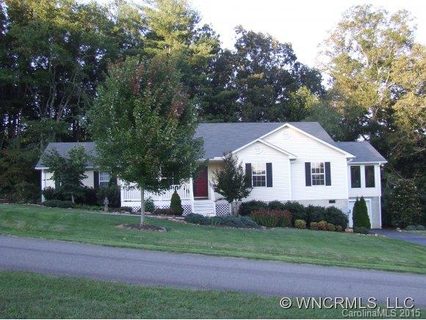15 Cane Creek Circle sold home in Cane Creek Cove, Fairview, NC
