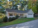 2725 Kalmia Lane sold home in Hendersonville, SC
