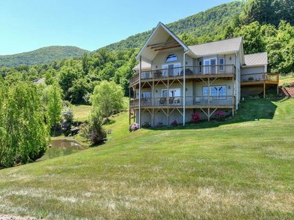 111 Pond View Road sold home in Tanwood, Waynesville, NC