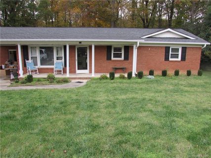 324 Meadowood Circle sold home in Briarcliff, Kannapolis, NC