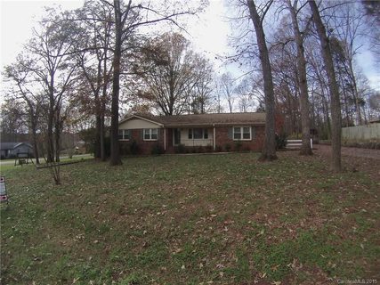440 Holly Circle