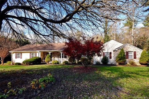 8 Hunters Lane