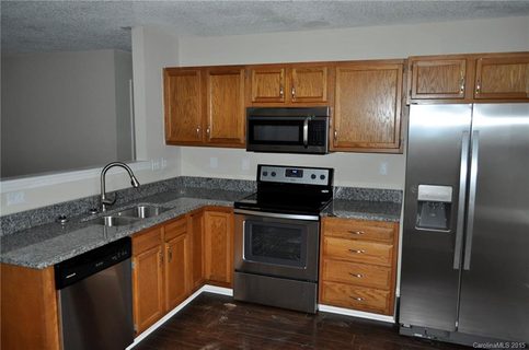 2424 Red Tip Drive