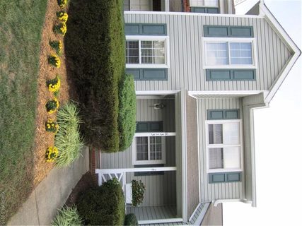 8313 Chippenham Lane sold townhome in Kensington at Raintree, Charlotte, NC