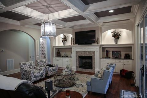 1023 Dacavin Drive 29