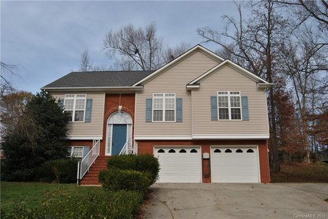 318 Beacon Hills Drive sold home in Beacon Hills, Gastonia, NC