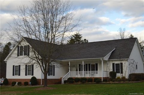 1602 Hunters Place Road sold home in Hunters Place, York, SC