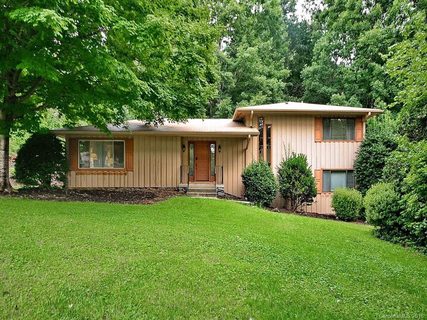 112 Woodhaven Drive