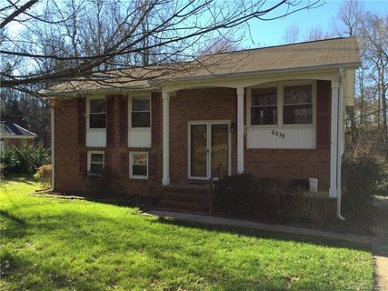 6239 Elmwood Circle