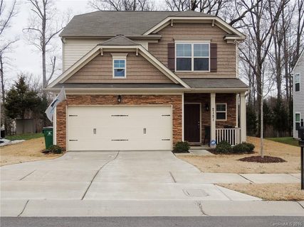 2121 Dave Thomas Lane