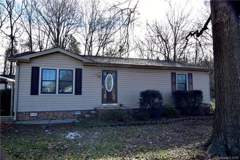 529 Kingfield Drive sold home in Kingfield, Concord, NC