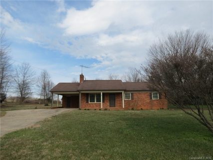 1675 Lenora Circle