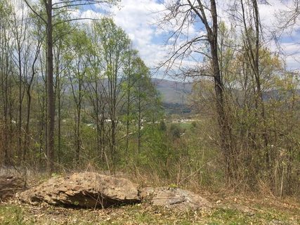 Lot 4 Shadyside Drive sold lot in Boulder Ridge Estates, Waynesville, NC