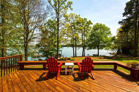 3910 Gordon Street sold home in Lake Norman, Terrell, NC