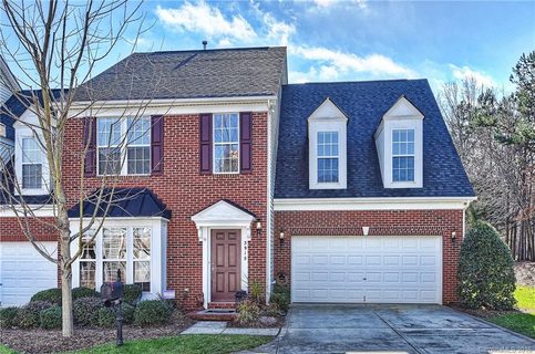 3915 Neon Lane