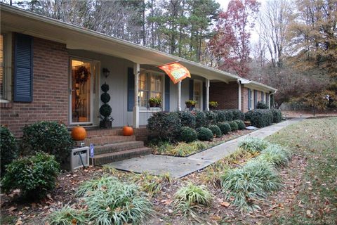 111 Nitsa Lane