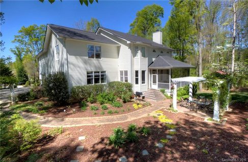 143 Oasis Lane